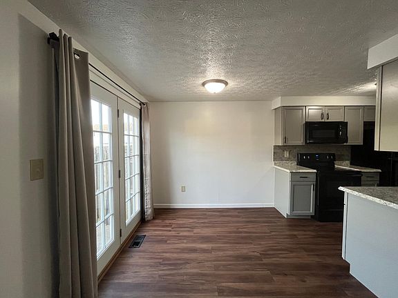 4th image of 2809 Conrad Dr