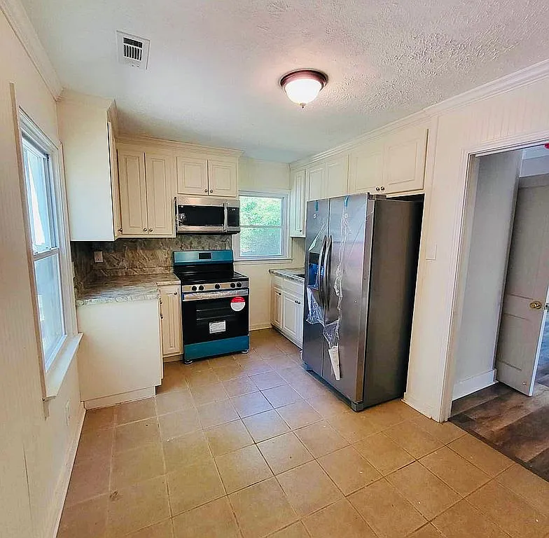 210 Glendale Rd photo 1