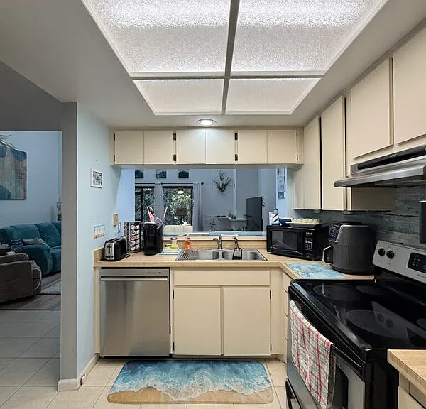 1723 Cypress Trace Dr — Photo 6