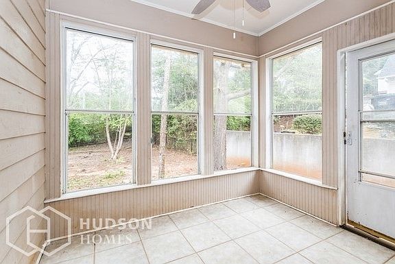 5th image of 814 Georgian Point Dr