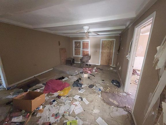 3rd image of 1901 NW Andrews Ave