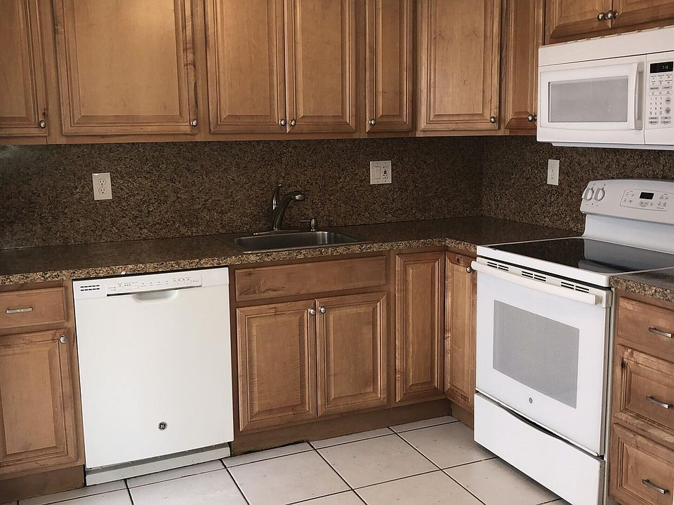 1st image of 498 Piedmont K