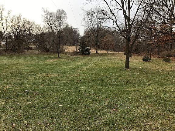 5th image of 8133 Easthill Dr