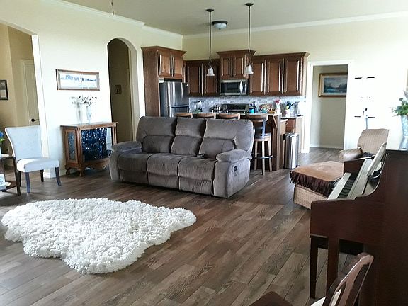 5th image of 150 Gambel Ln