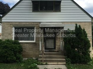 4686 N 52nd St, Milwaukee, WI 53218