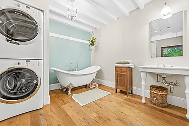 Sold by Townsley & Gay, LLC