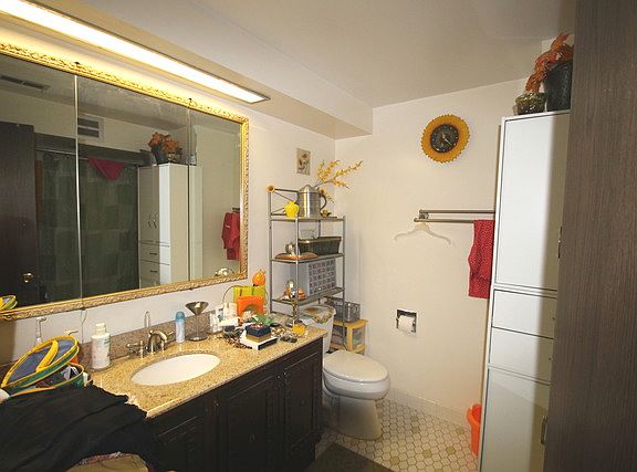 5th image of 5020 N Austin Ave #J2