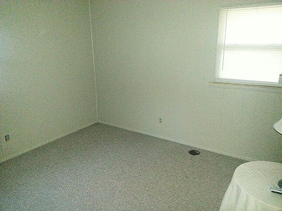 5th image of 1231 Gilbert Ln