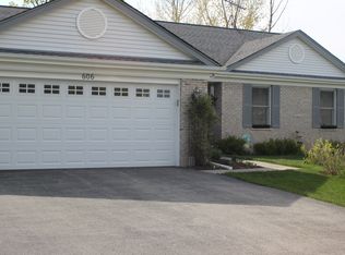 606 Sandpiper Ct, Algonquin, IL