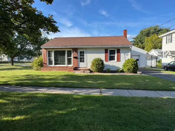 8 Bailey Ave, Plattsburgh, NY 12901