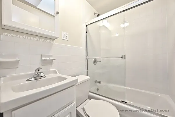 Rented by Nelson Aybar, LREB | media 4