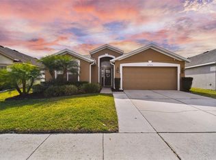 6739 Runner Oak Dr, Wesley Chapel, FL 33545