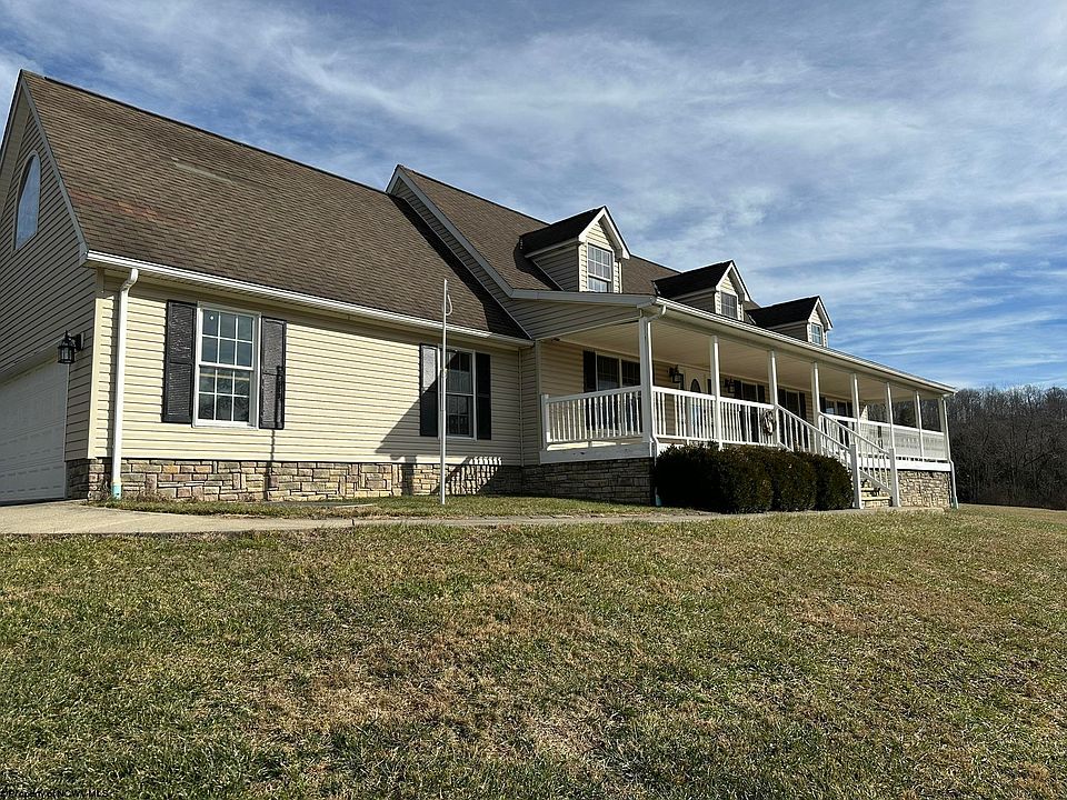 1st image of 30 Forbes Dr