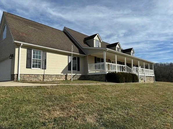 30 Forbes Dr, Buckhannon, WV 26201