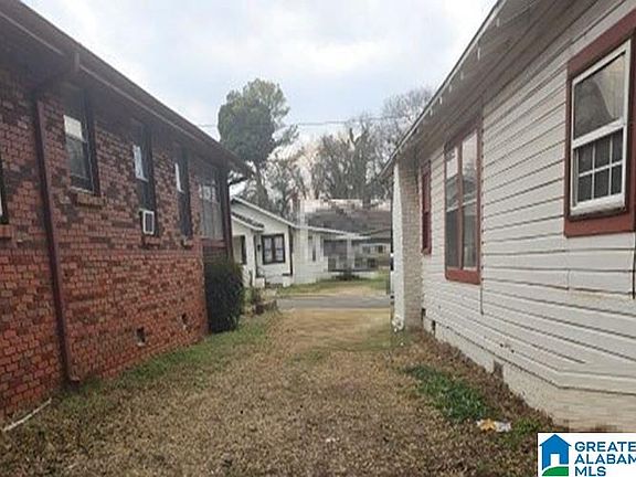 4th image of 1249 14th Pl SW