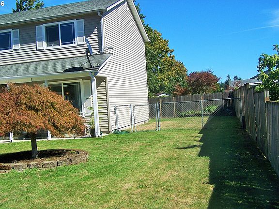 4th image of 9319 NE 133rd Ave