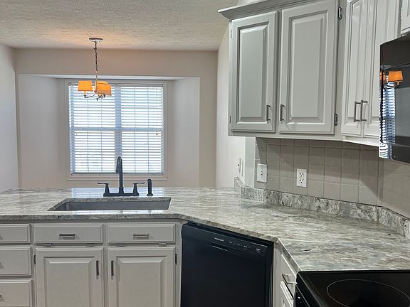 4th image of 3600 N 28th St