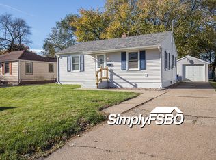 2403 45th St, Moline, IL 61265