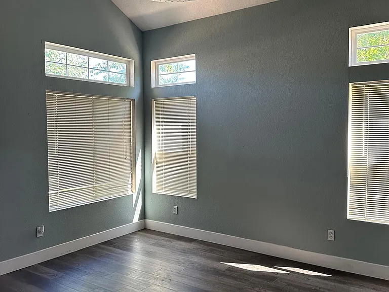 960 Cloverbrook Cir — Photo 22