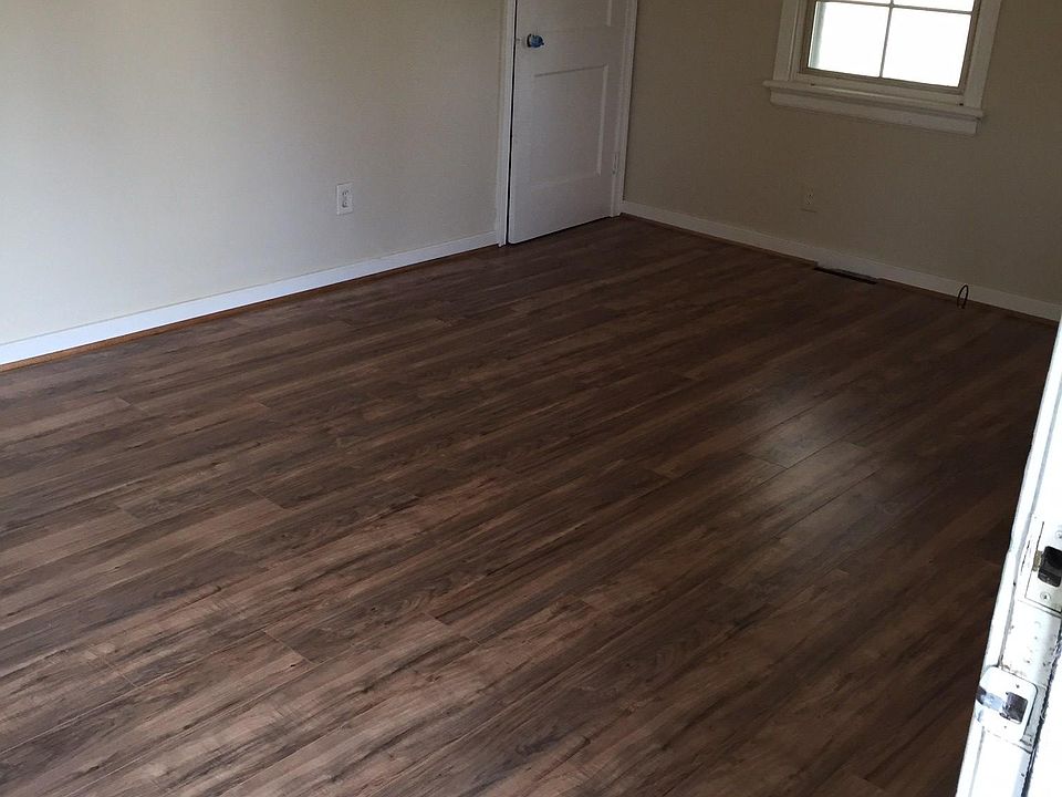 1st image of 1123 E 15th St