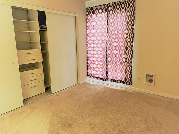 3rd image of 4807 180th St SW APT E202