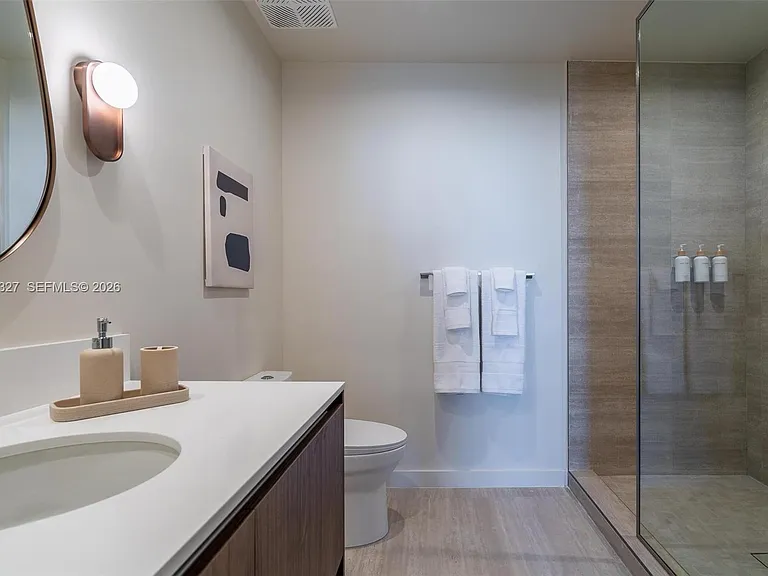 1611 SW 2nd Ave #817 — Photo 17