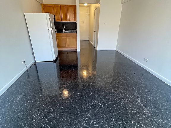 5th image of 10915 37th Ave APT 10B