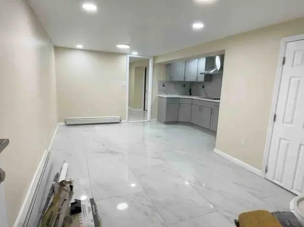 319 15th Street image 3 of 9