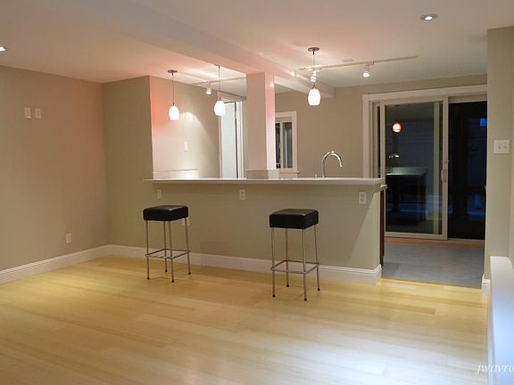 2nd image of 1012 De Haro St APT D