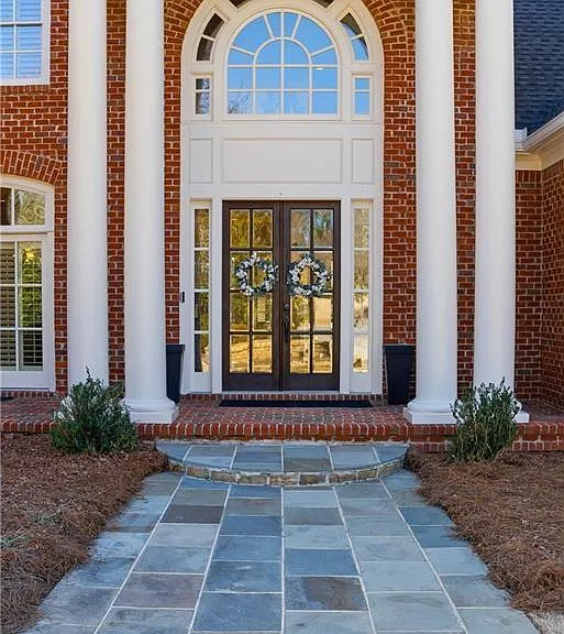 6335 Howell Cobb Ct — Photo 2