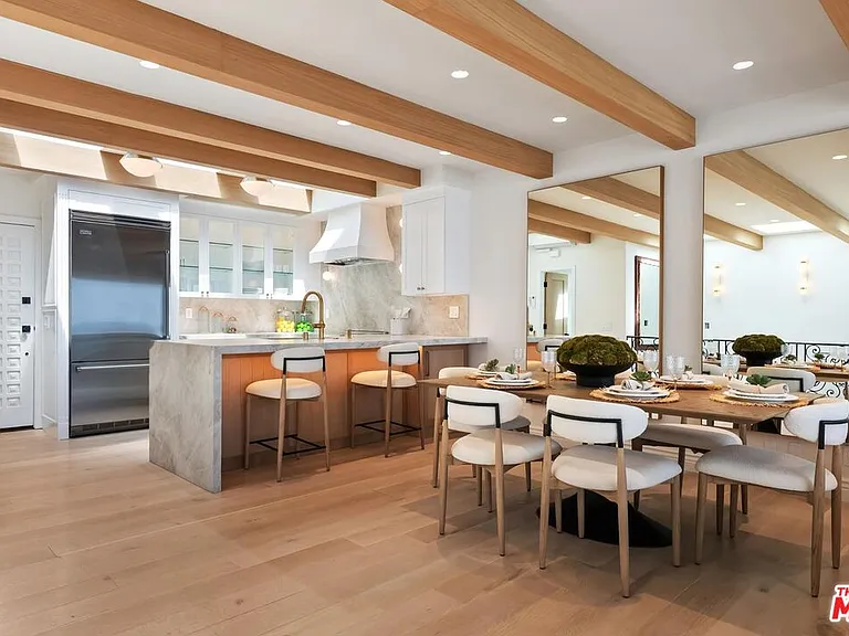 11874 Beach Club Way — Photo 2