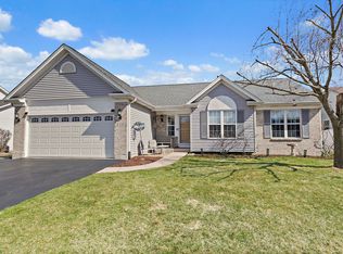 1335 Deerpath Rd, Aurora, IL 60506