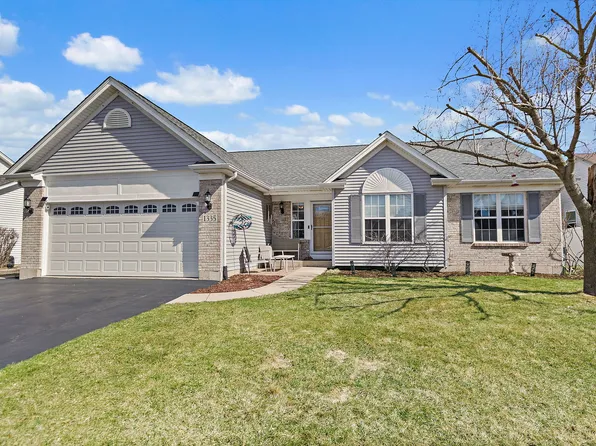 1335 Deerpath Rd, Aurora, IL 60506