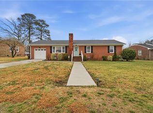 1523 Art Ct, Suffolk, VA 23434