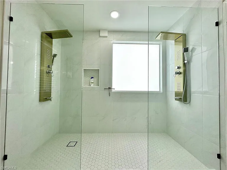 3639 Kent Dr — Photo 32