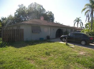 2256 Iris Way, Fort Myers, FL 33905
