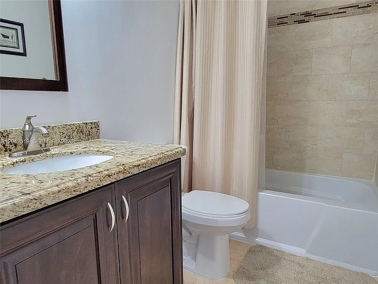 3505 S Ocean Dr #412 — Photo 24
