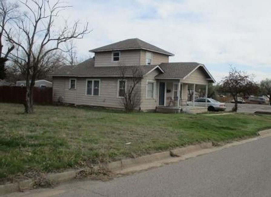 2nd image of 1137 NW 94th St