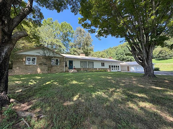 4th image of 999 McDonald Ln