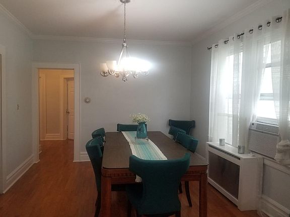 2nd image of 262 Ampere Pkwy #2