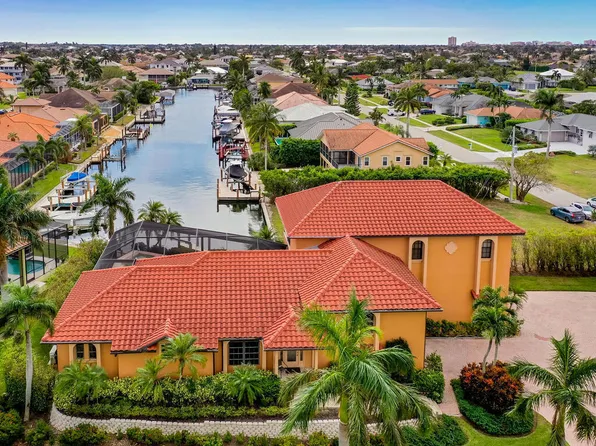 1601 Rainbow Ct, Marco Island, FL 34145