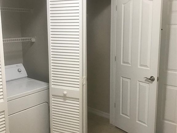 3rd image of 1675 Lakemont Ave APT 302