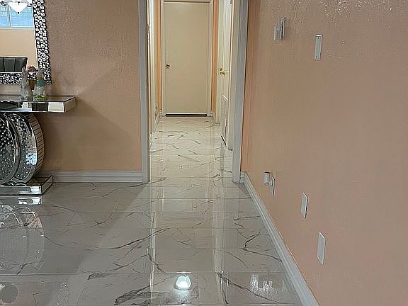 5th image of 3146 Sandalwood Dr
