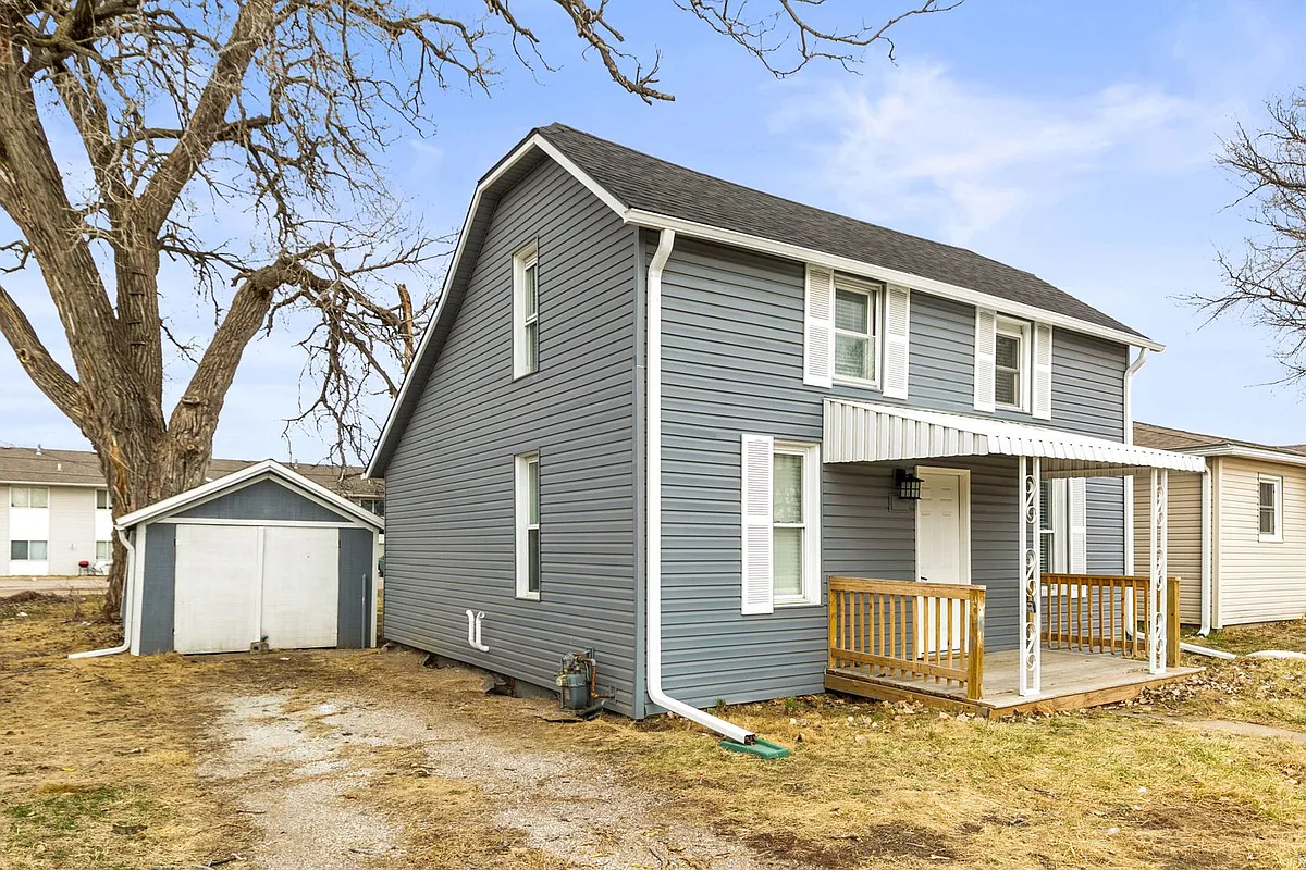 Building Photo - 1634 Avenue A