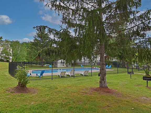 3rd image of 243 Hildred Drive