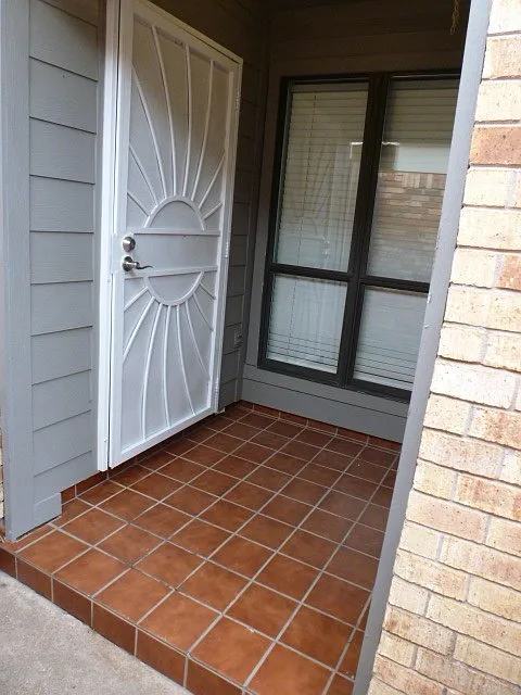 3189 Chimney Circle — Photo 2