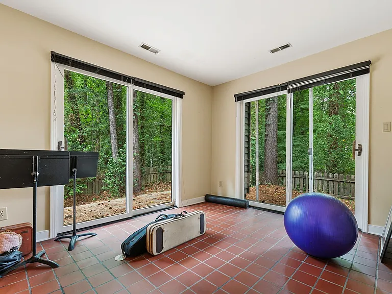 3628 Carlisle Dr — Photo 19