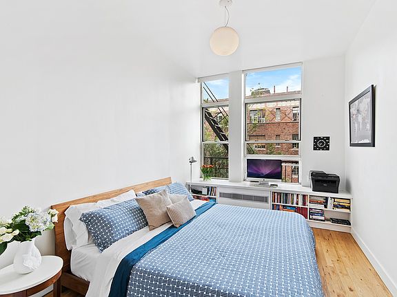 5th image of 79 Barrow St APT 4C