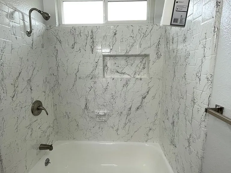6736 Cleon Ave — Photo 18