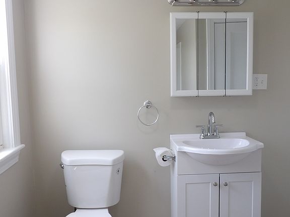 3rd image of 1049 Central Ave Floor 2